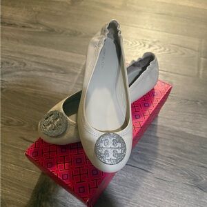 Tory Burch Minnie Travel Pave Ballet flat (like new)